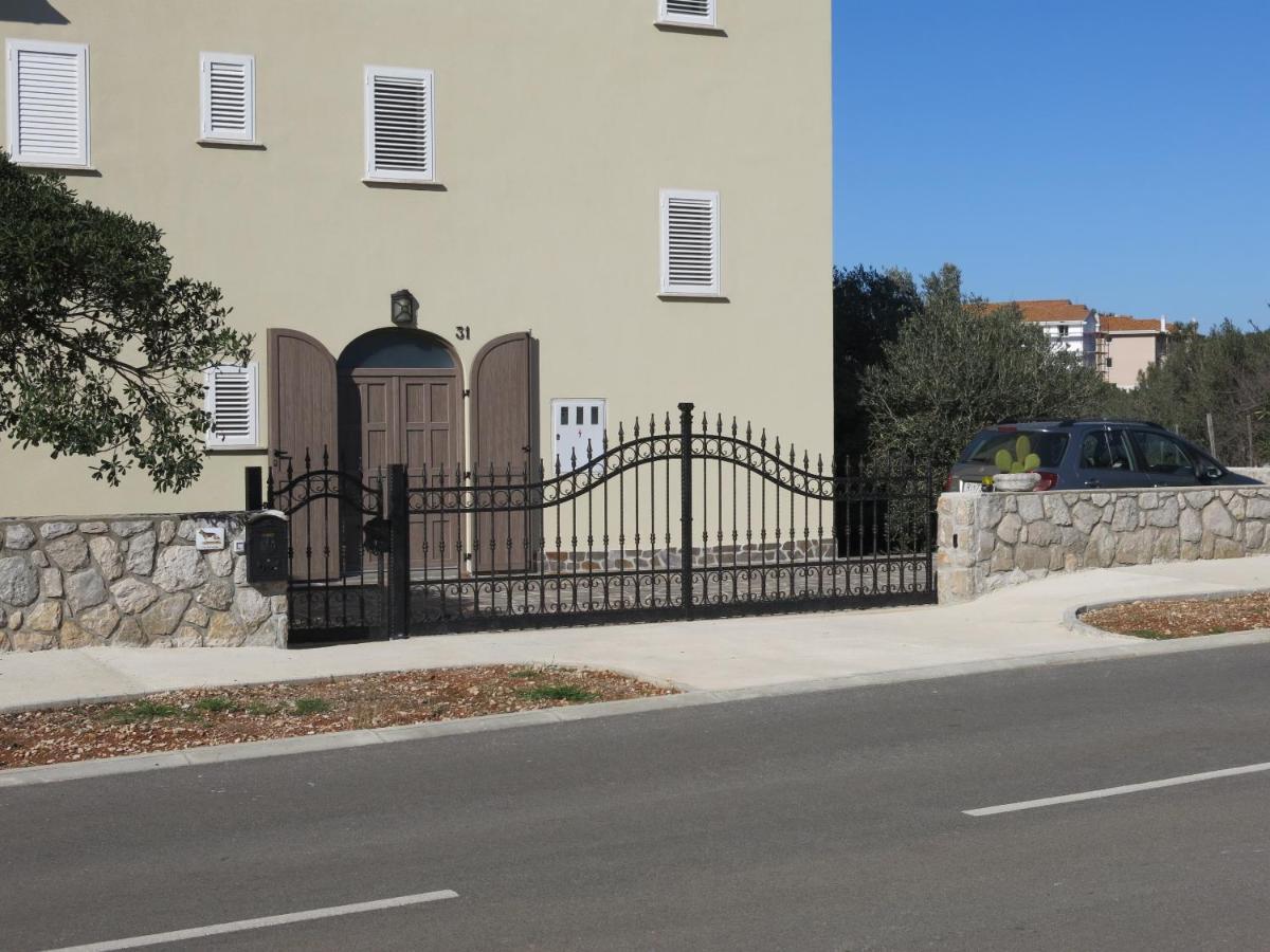 Apartments Rea Cres Dış mekan fotoğraf