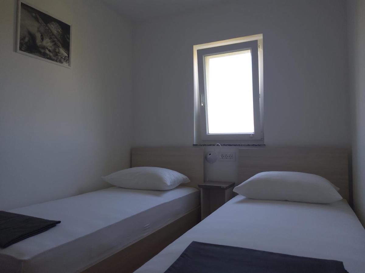 Apartments Rea Cres Dış mekan fotoğraf